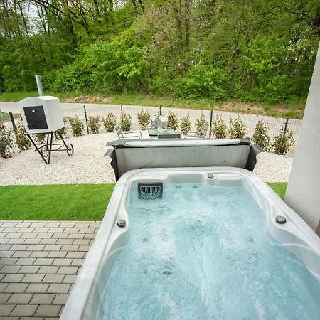 Forest Luxory Ii. Apartman Sárvár Dış mekan fotoğraf