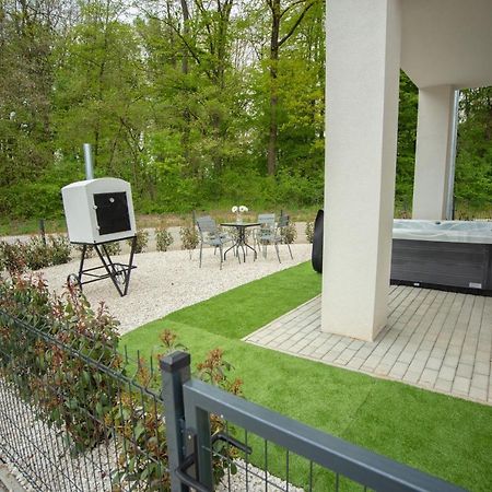 Forest Luxory Ii. Apartman Sárvár Dış mekan fotoğraf