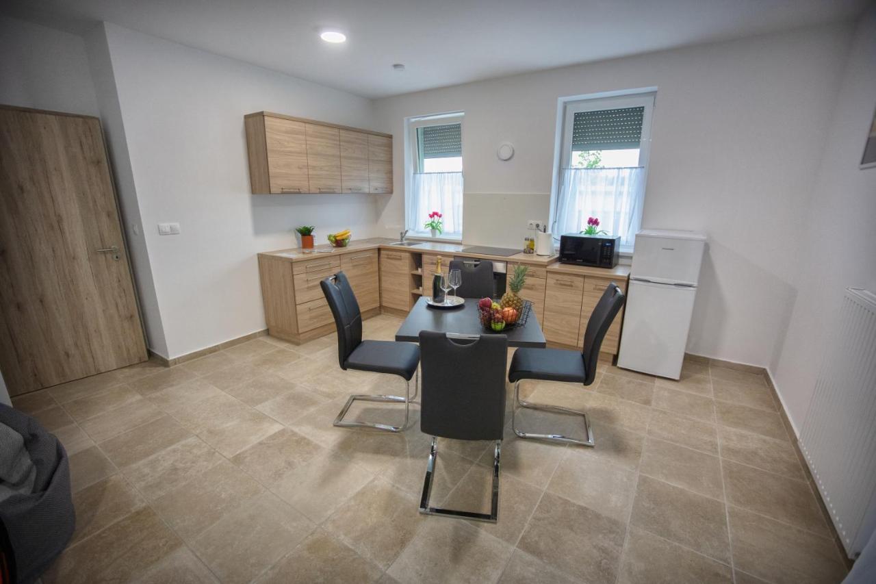 Forest Luxory Ii. Apartman Sárvár Dış mekan fotoğraf